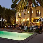 Cozy Studio With Franklin Village View - 30 Day Minimum Stay